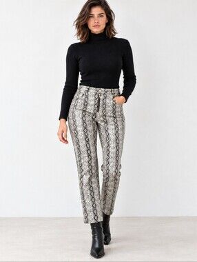 PrettyLittleThing | Snakeskin Faux Leather High-Waisted Pants NWT Size 6